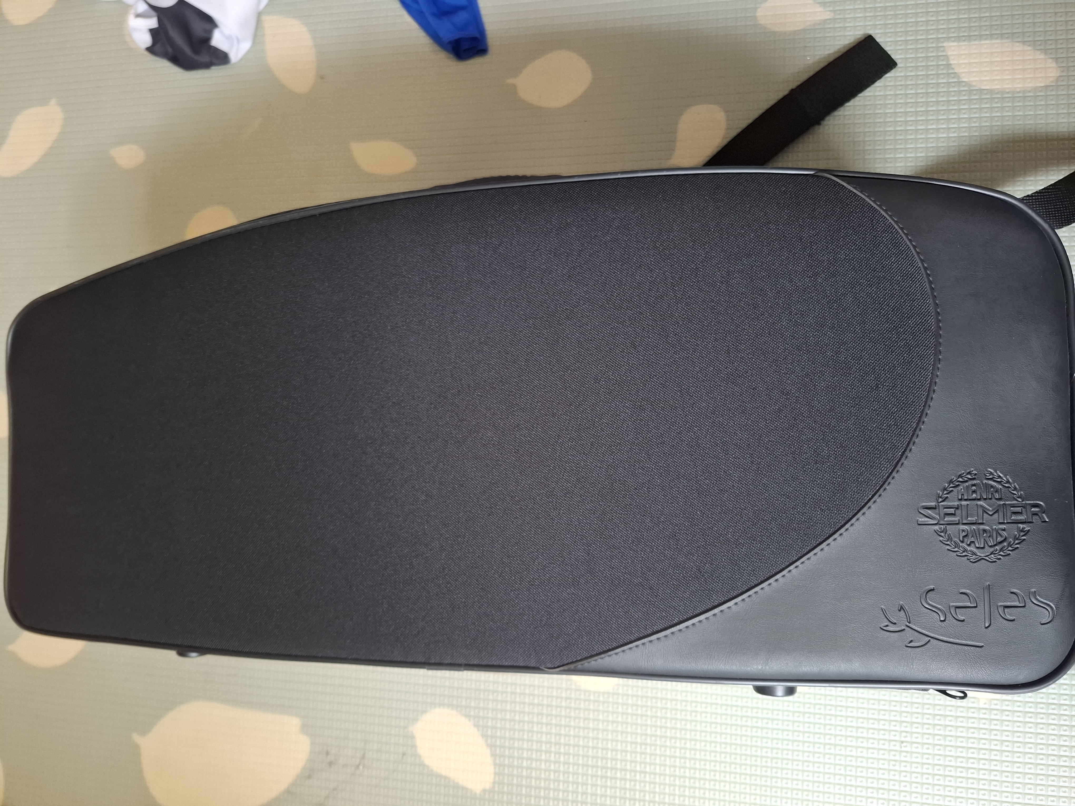 Selmer Axos