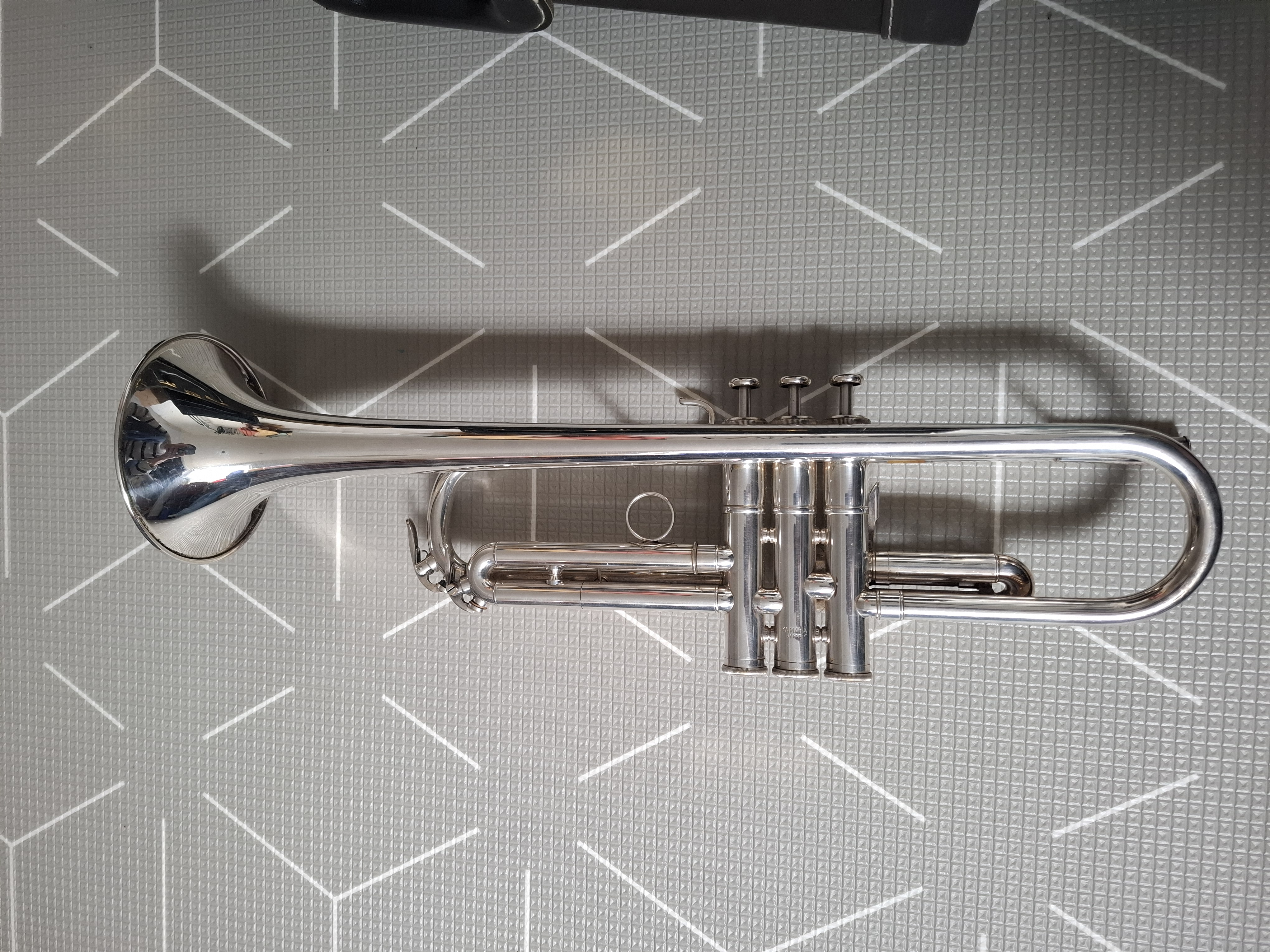 Yamaha YTR 8330 ST